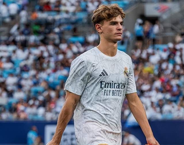 本赛季在西 本赛季在西