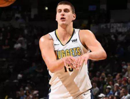 抓住了勇士 抓住了勇士