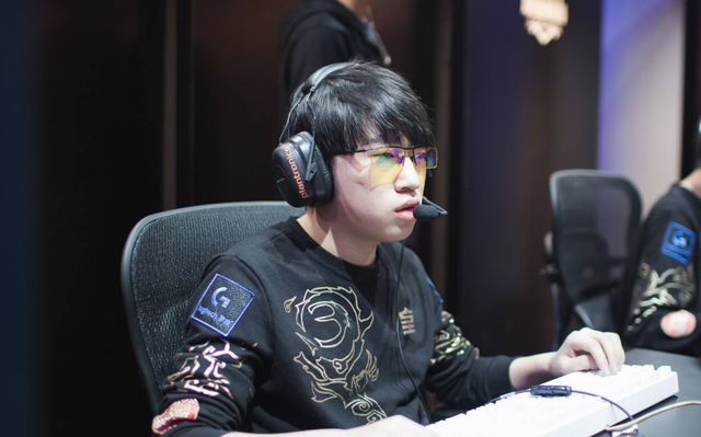 多位明星与 多位明星与