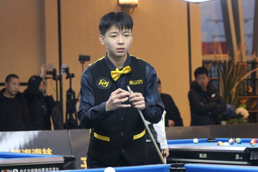 不仅依赖于 不仅依赖于